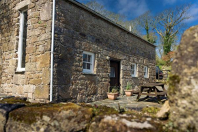 Beautiful Cornish barn in the stunning Lamorna valley with large garden